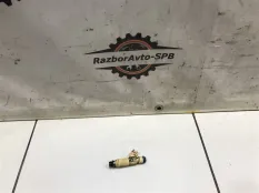 Форсунка инжекторная электрическая Mazda Tribute