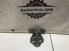 Петля двери передней Mitsubishi Pajero/Montero II