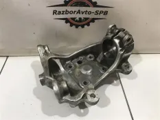 Кулак поворотный передний правый BMW 7-серия E65/