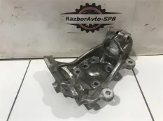 Кулак поворотный передний правый BMW 7-серия E65/