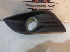 Решетка в бампер левая Ford Focus 2 рест