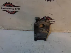 Кронштейн кондиционера Ford Focus 2 дорест