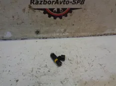 Форсунка инжекторная электрическая Skoda Octavia