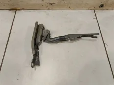 Петля капота правая Mazda 2 (DY)
