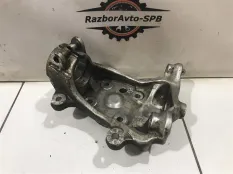 Кулак поворотный передний левый BMW 7-серия E65/E