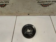 Шкив водяного насоса (помпы) Skoda Octavia (A5 1Z