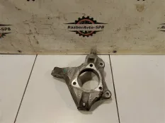 Кулак поворотный передний правый Chevrolet Cruze