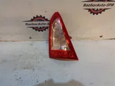 Фонарь задний внутренний правый Infiniti EX (J50)