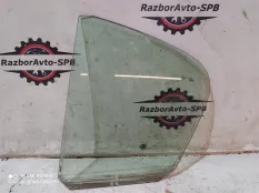 Стекло двери задней левой (форточка) Nissan Skyli