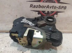 Замок двери передней правой Toyota Camry V30