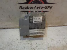 Блок управления AIR BAG VW Passat (B6) 2005-2010