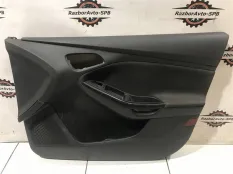 Обшивка двери передней правой Ford Focus 3
