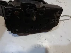 Замок двери передней правой Geely EMGRAND EC7 201