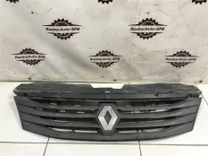 Решетка радиатора Renault Logan 2005 >