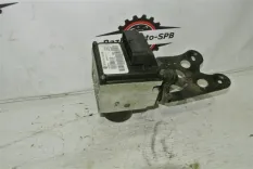 Блок ABS (насос) VW Passat (B6) 2005-2010