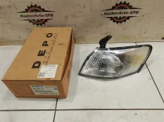 Указатель поворота левый белый Toyota Toyota Camr