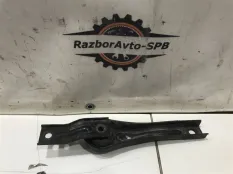 Опора двигателя задняя Skoda Octavia A7