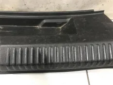 Обшивка багажника VW Polo Sedan