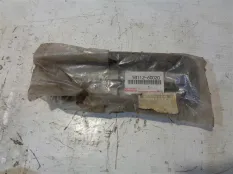 Решетка радиатора Toyota LAND CRUISER 90-95 LH