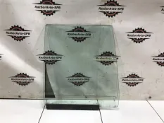 Стекло двери задней правой Jeep Grand Cherokee (Z