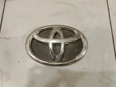 Эмблема Toyota HILUX 2015>
