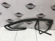 Уплотнитель стекла Chevrolet Cruze