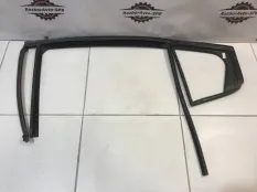 Уплотнитель стекла Chevrolet Cruze