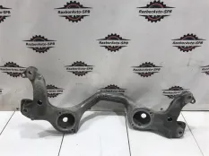 Балка передняя поперечная Porsche Cayenne 1