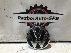 Эмблема VW Polo Sedan