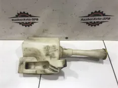 Бачок омывателя лобового стекла Nissan Almera N16