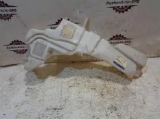 Бачок омывателя лобового стекла Ford C-MAX 2003-2