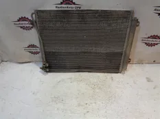 Радиатор кондиционера (конденсер) VW Passat (B6)