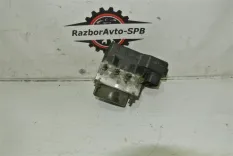 Блок ABS (насос) Toyota Corolla E15 2006-2013