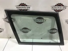 Стекло кузовное глухое левое Jeep Grand Cherokee