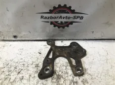 Кронштейн двигателя левый Chevrolet TrailBlazer 2