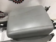 Подлокотник Porsche Cayenne 1