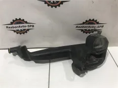 Бачок омывателя лобового стекла Opel Zafira B 200