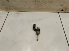 Форсунка инжекторная электрическая Skoda Octavia