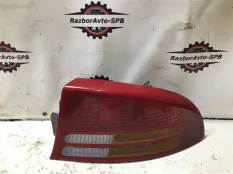 Фонарь задний правый Dodge Intrepid 2