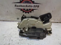 Замок двери передней левой VW Polo Sedan