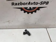 Форсунка инжекторная электрическая Skoda Rapid