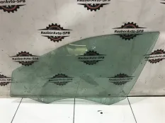 Стекло двери передней левой Skoda Octavia A7