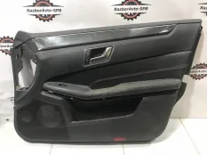 Обшивка двери передней правой Mercedes Benz W212