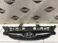 Решетка радиатора Hyundai Solaris