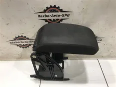 Подлокотник Skoda Octavia A7