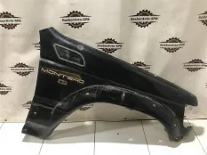 Крыло переднее правое Mitsubishi Pajero/Montero I