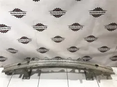 Усилитель переднего бампера BMW 7-серия E65/E66