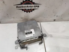 Блок управления двигателем Toyota Corolla E12