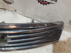 Решетка радиатора Nissan Skyline V36