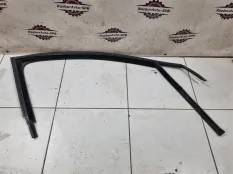 Уплотнитель стекла VW Polo Sedan